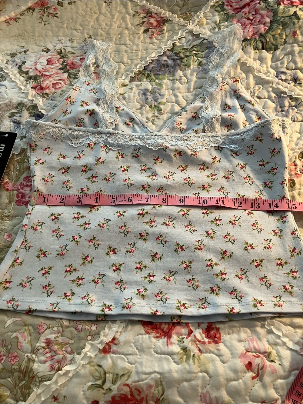 NWT Pretty Madden Girl Floral Top - Picture 10 of 11